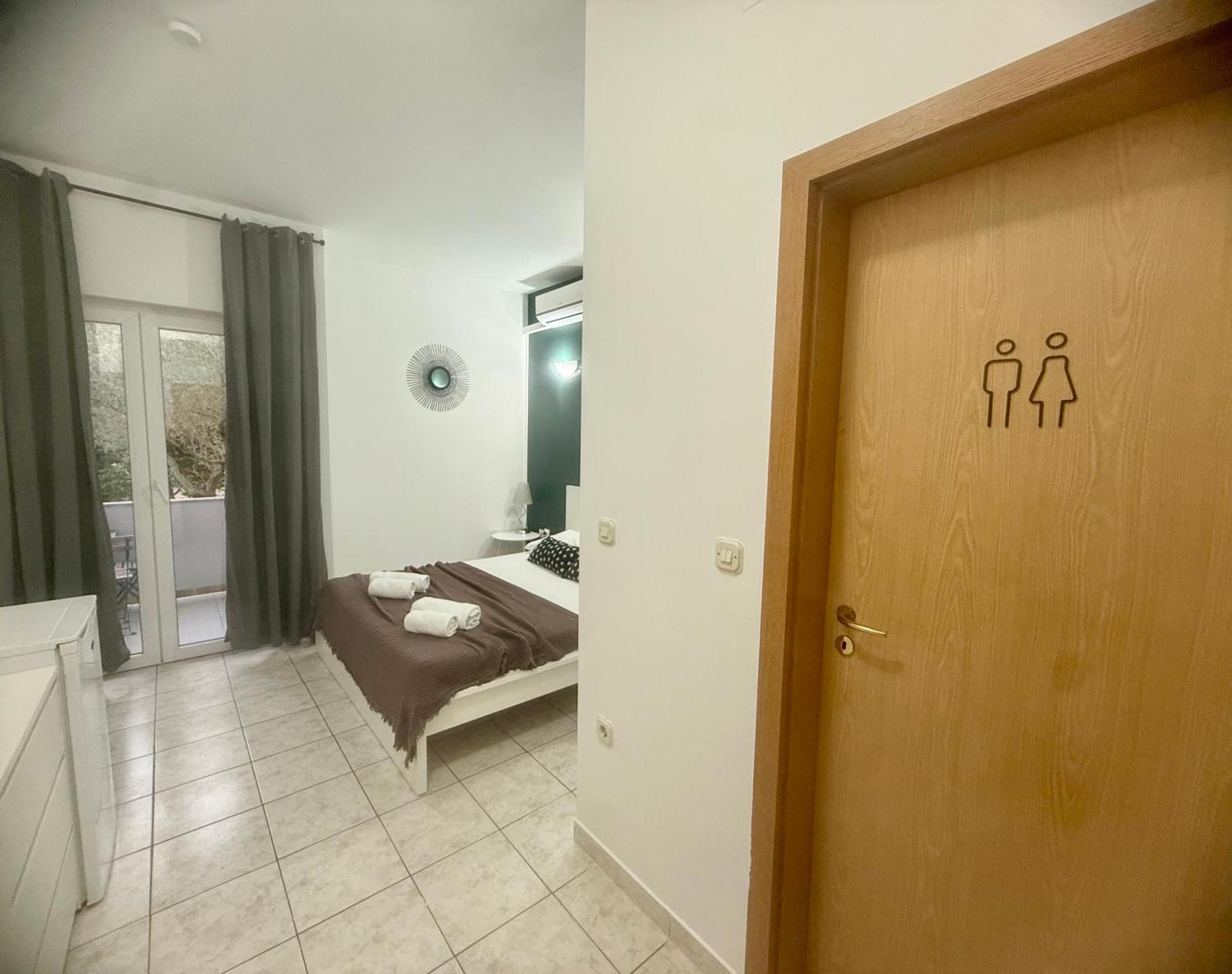 Apartments Ana & Ita Novalja Luaran gambar